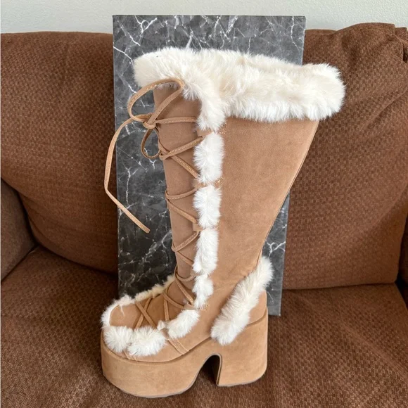 Dolls kill demonia fur wedge boots new in box - Picture 3 of 4